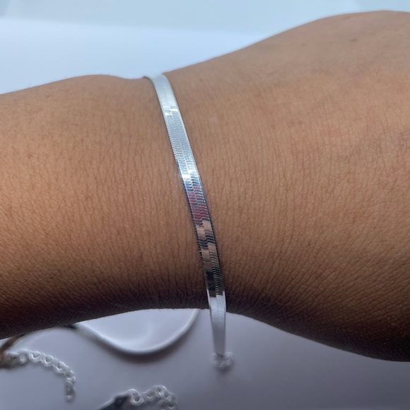 Sterling Silver Magic Herringbone Anklet - Picture 7 of 8